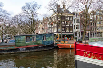 052-Holland.jpg